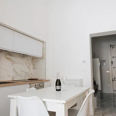 Oreafrodite - Luxury - Centro Apartment